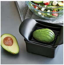 Load image into Gallery viewer, Pampered Chef Quick Slice Slicer Kitchen Essential Tool