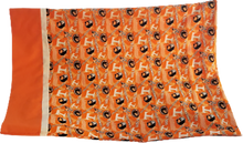 Load image into Gallery viewer, Set of 2 TN Old Smoky UT Power T Vols Sports French Seams Pillowcases Football Fans!