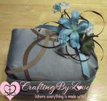 Load image into Gallery viewer, Blue Iris & Brown Swirl Wipes Box