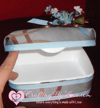 Load image into Gallery viewer, Blue Iris & Brown Swirl Wipes Box