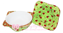 Load image into Gallery viewer, Lady Bugs & Frogs Bowl Cozies Holders, Hand Protection Set of 2