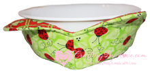 Load image into Gallery viewer, Lady Bugs & Frogs Bowl Cozies Holders, Hand Protection Set of 2