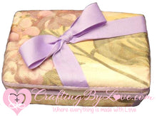 Load image into Gallery viewer, Lilac Flowers Padded Wipee Case Box