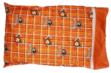 Load image into Gallery viewer, Set of 2 TN Old Smoky UT Power T Sports Pillowcases Football Fans!