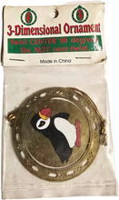 Load image into Gallery viewer, 3D 3 Dimensional Puffin Ornament Twist to 3D Gold Brass
