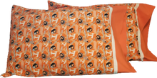 Load image into Gallery viewer, Set of 2 TN Old Smoky UT Power T Vols Sports French Seams Pillowcases Football Fans!
